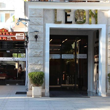 Leon Boutique Hotel Sukhumi Exterior foto