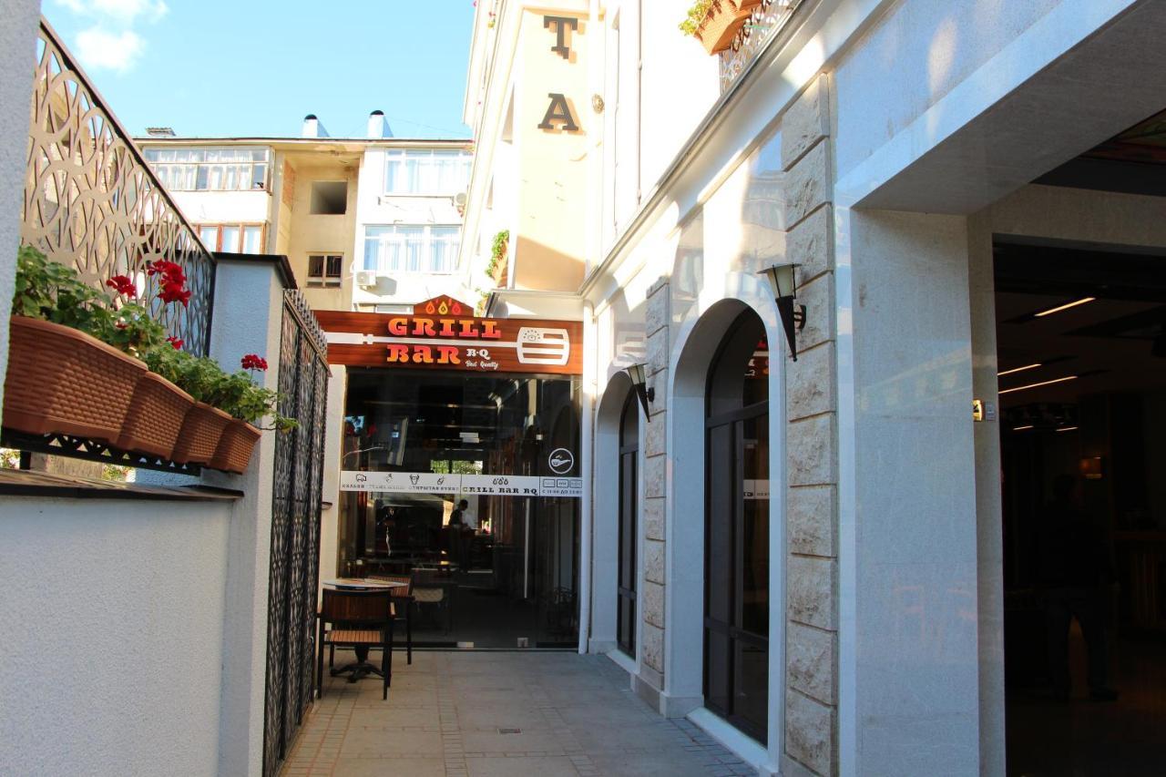 Leon Boutique Hotel Sukhumi Exterior foto